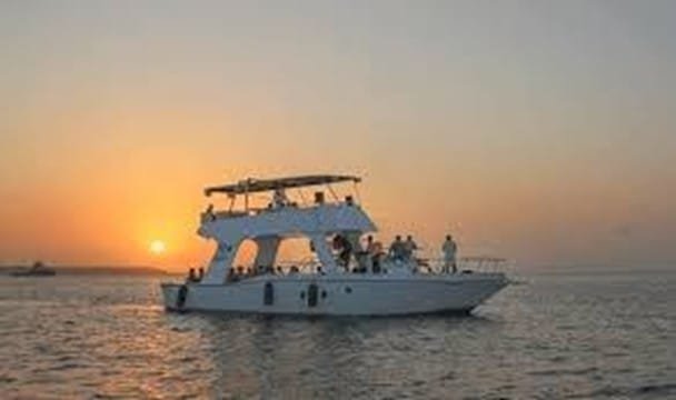 Atardecer en Barco Sibarita