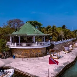 Cocoliso Isalnd Day Tour Open Bar Premium