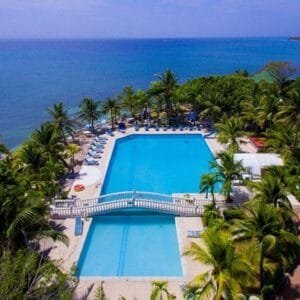 Cocoliso Island Day Tour Tradicional