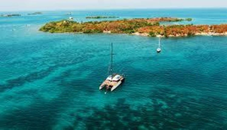 ISLAS DEL ROSARIO VIP - EXPERIENCIA EN CATAMARÁN BONA VIDA