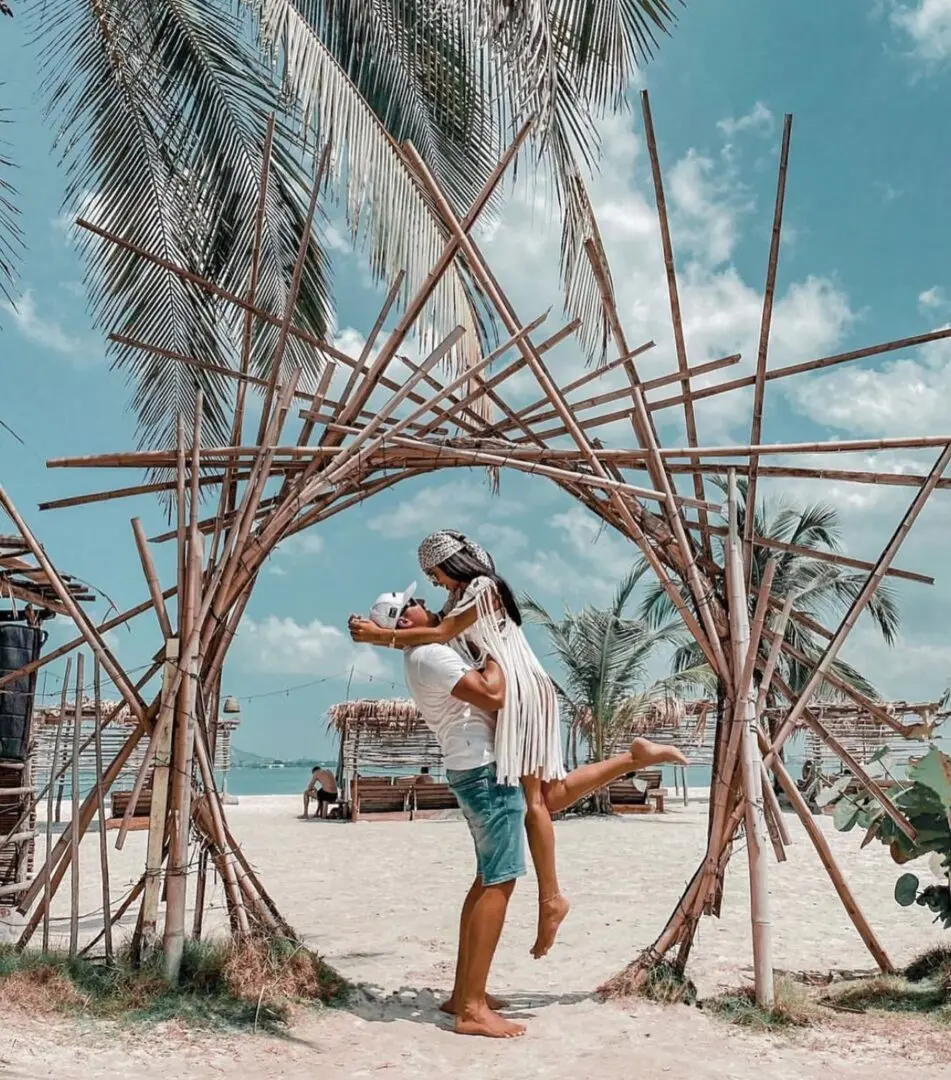 Fénix Beach Club (Day Tour) - Imagen 6